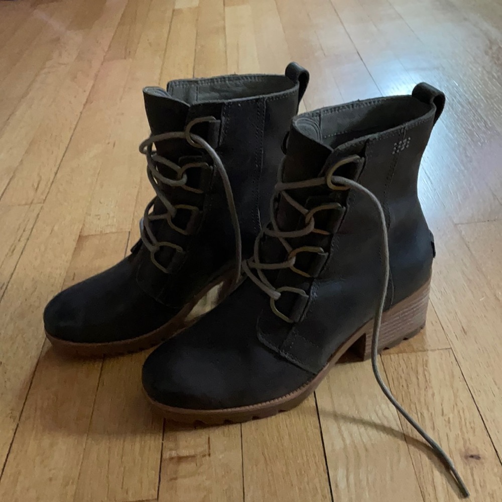 Sorel Women’s Heeled Mid-Calf Boots, Size 7